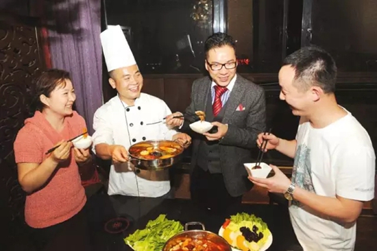“用工荒”時(shí)期，這家企業(yè)為何不缺人？|餐飲界
