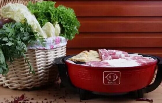 他為何對(duì)火鍋外賣(mài)如此執(zhí)著？|餐飲界
