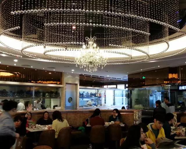 大家樂撤出華東，翠華、稻香業(yè)績下滑……“港式餐飲”怎么了？|餐飲界
