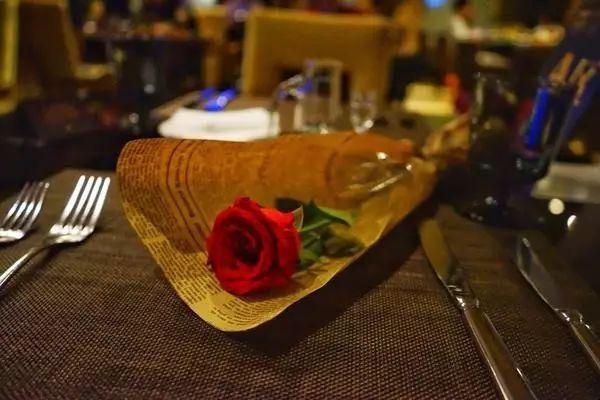 6個餐廳營銷怪招，讓顧客心甘情愿多掏錢！|餐飲界