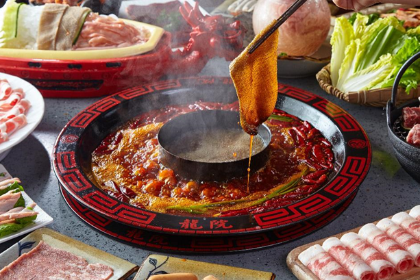 龍院老火鍋，東灶餐飲12年匠心之作，舌尖上的川粵美食