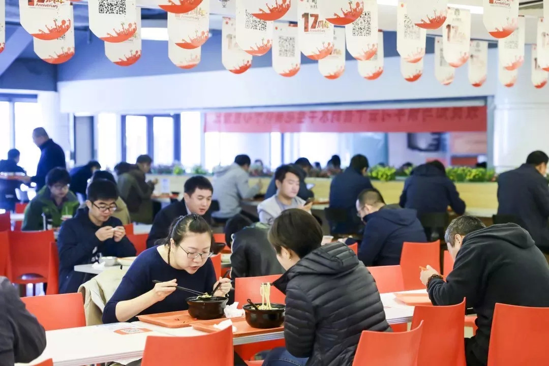 洗牌在即，品牌化團(tuán)餐“入伙”正當(dāng)時？ | 餐見