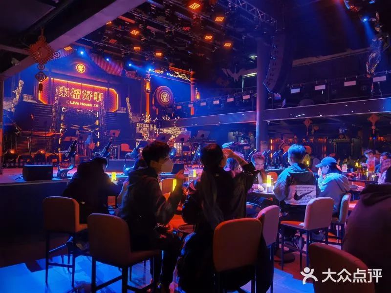 帶動商圈人流增幅50% 這家Live house靠什么？|餐飲界