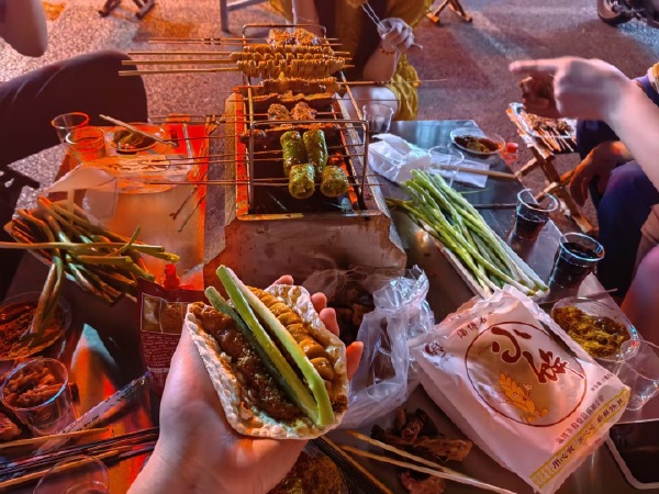 淄博燒烤火爆全網(wǎng)，熱度過后還剩什么？|餐飲界