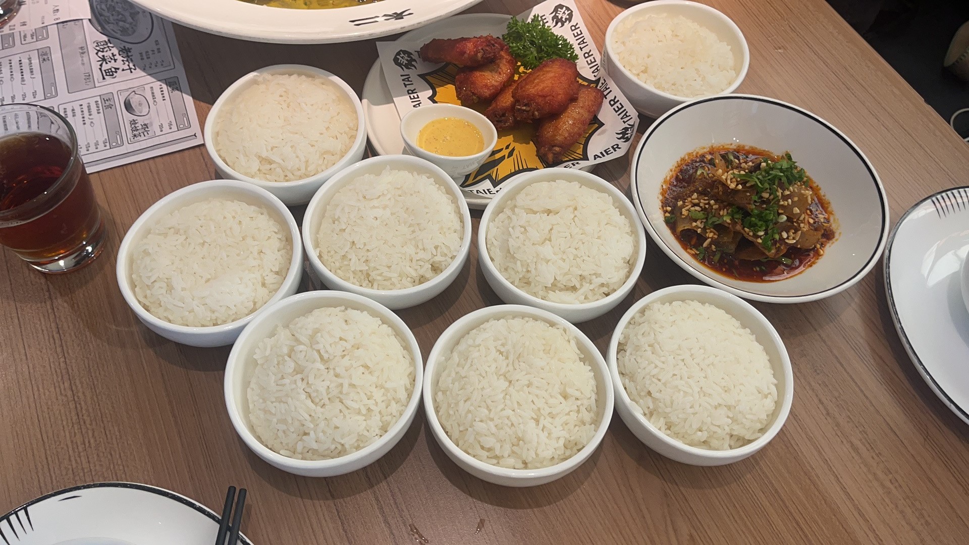 靠一碗米飯破局，底層邏輯是什么？