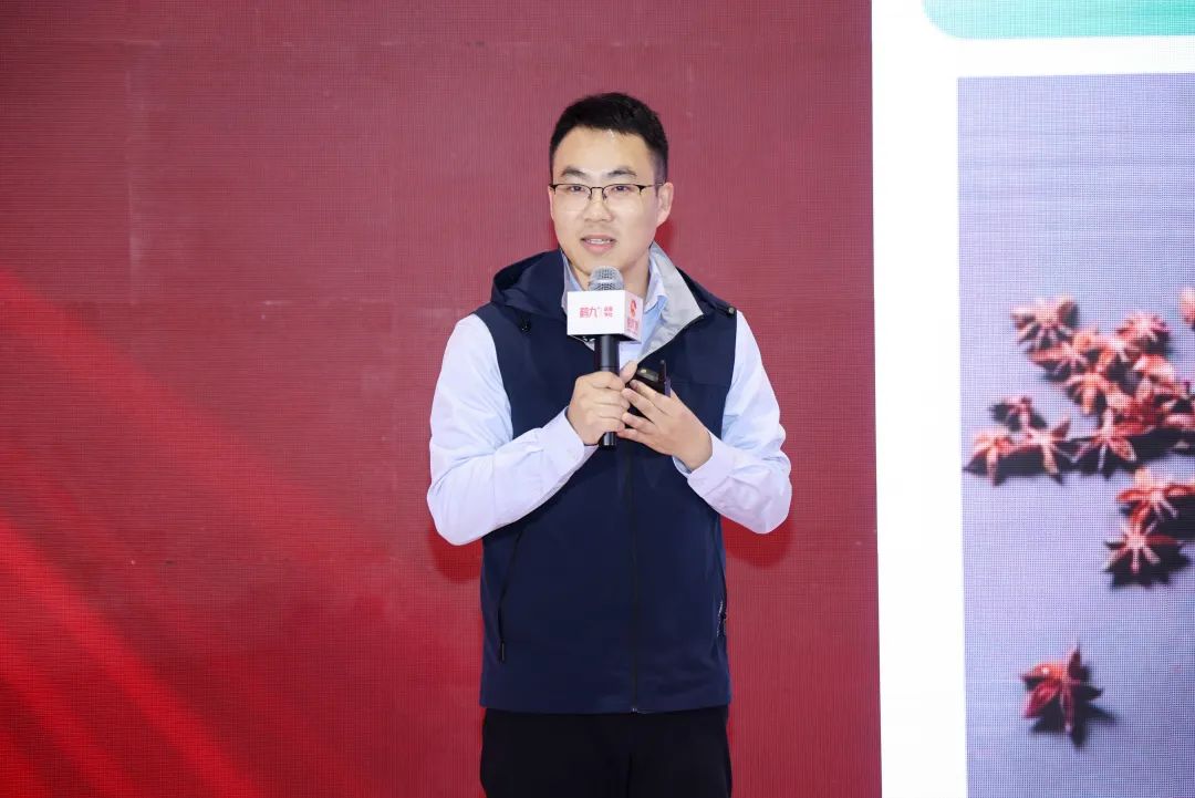 從區(qū)域小店到全球布局：楊國福如何用供應鏈撬動千億麻辣燙市場？|餐飲界