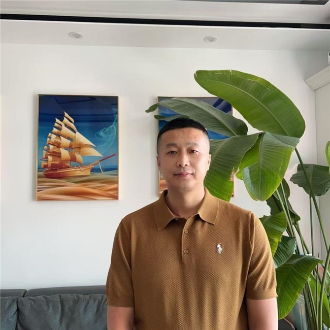 張亮麻辣燙加盟業(yè)主段連君：從鋤頭到湯勺，一場(chǎng)改寫(xiě)命運(yùn)的餐飲跨界
