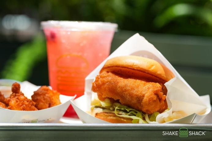 Shake Shack首添海鮮蛋白質(zhì)新品！厚切鱈魚(yú)堡與彈脆大白蝦開(kāi)啟新西蘭風(fēng)味之旅